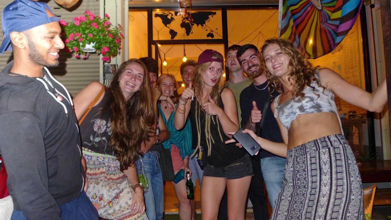 Stamp Hostel (Adults Only) Ban Yang  Exteriér fotografie